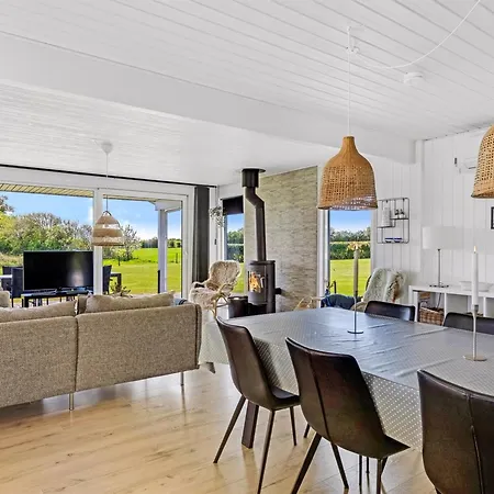 Nyaraló Susianna - 550m From The Sea By Interhome